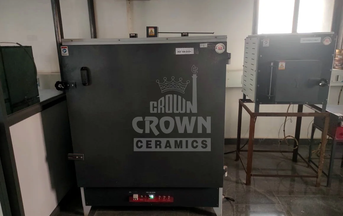 Hot air oven and 1400 °C high-temperature furnace
